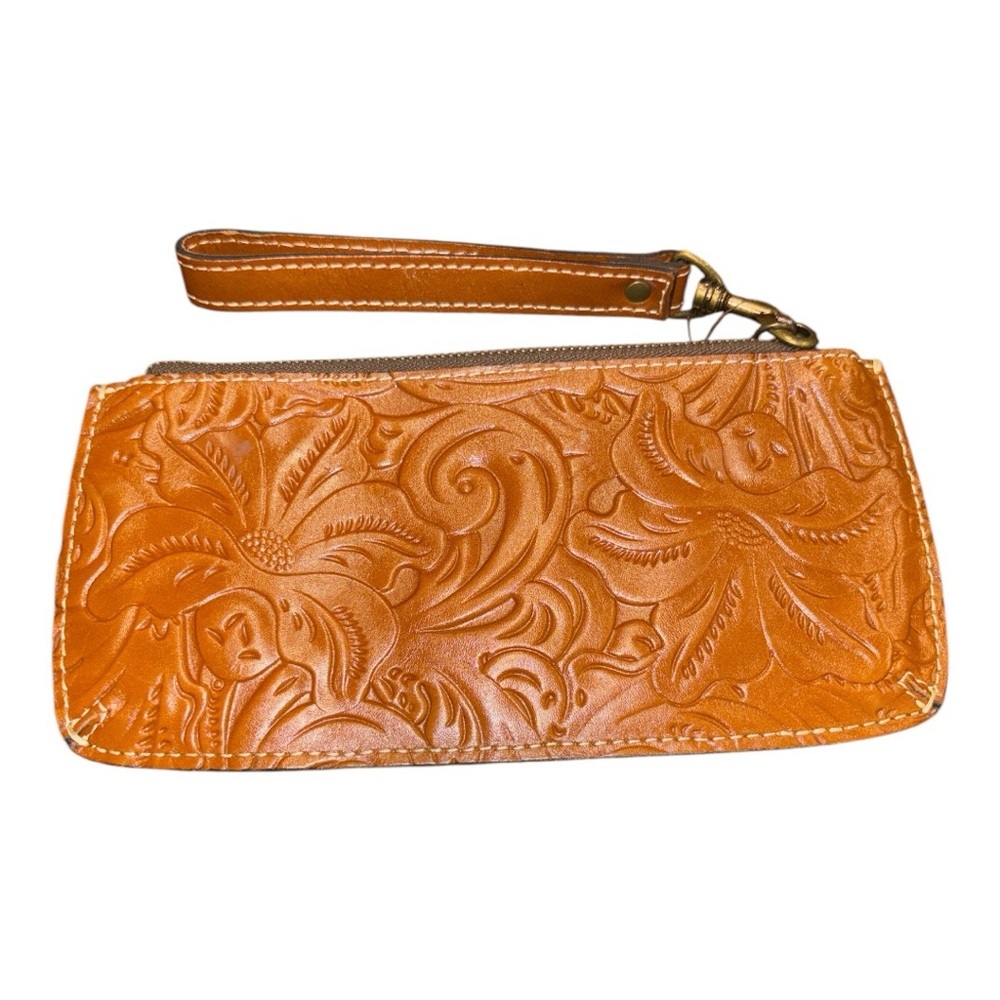 Patricia Nash St. Croce Tooled Leather Wristlet in color Florence. WLT 4